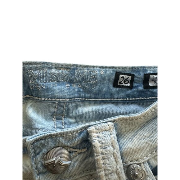 MISS ME Irene Light Wash Denim Shorts Size 26 - Picture 4 of 7